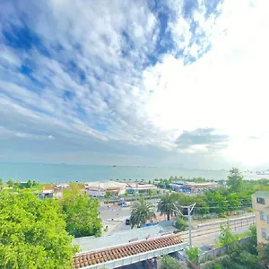 Golden Palace Sea View Hotel