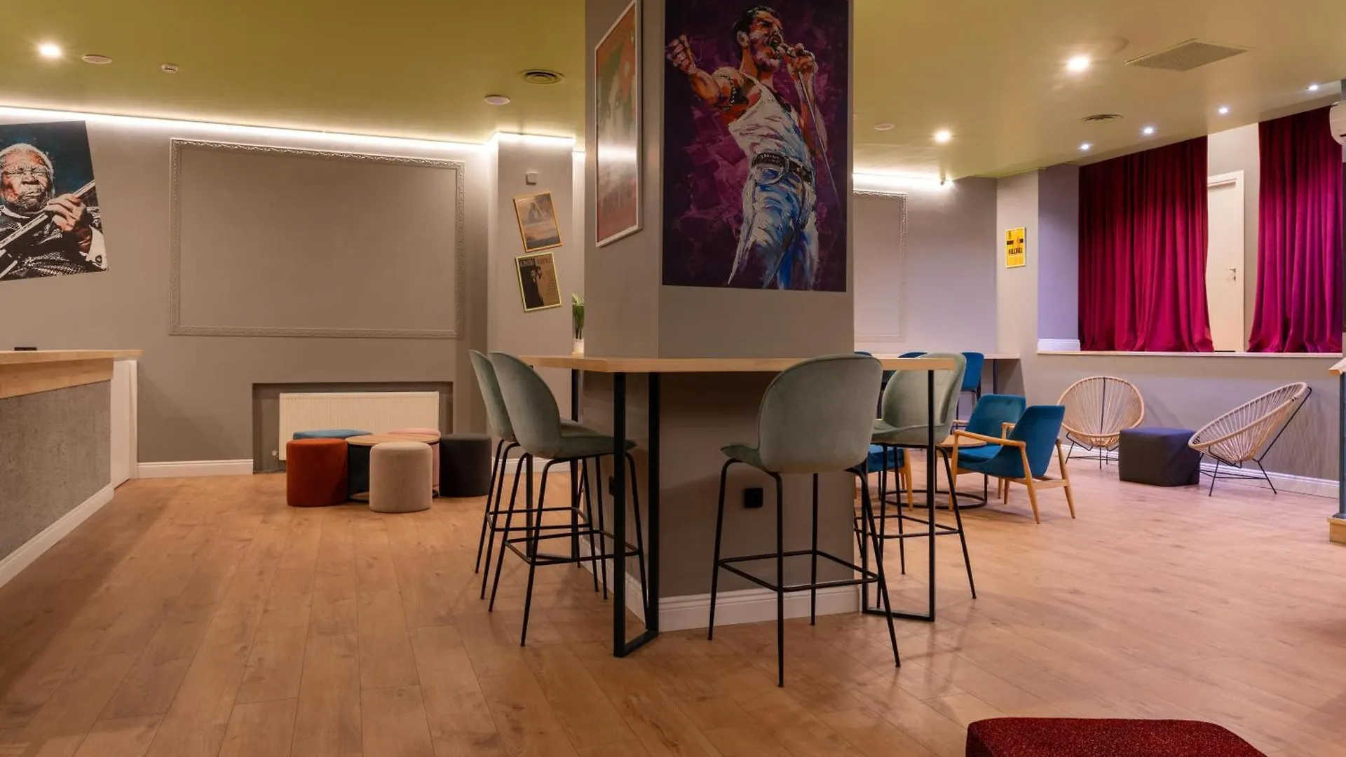 The Central House Istanbul Galata Hostel
